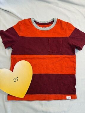 GAP - short sleeve t-shirt. Size 2